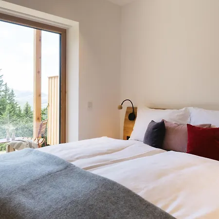 Neue Weizerhuette Szálloda *